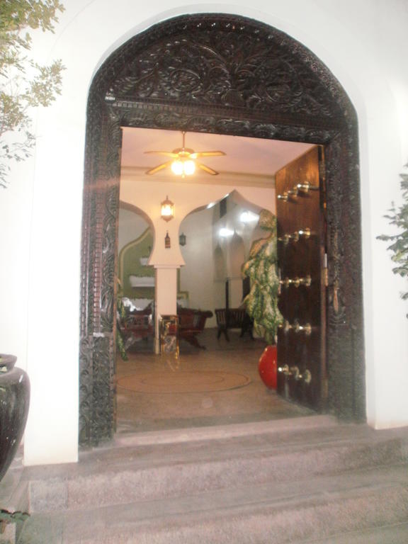 阿斯米尼宫酒店 Zanzibar 外观 照片