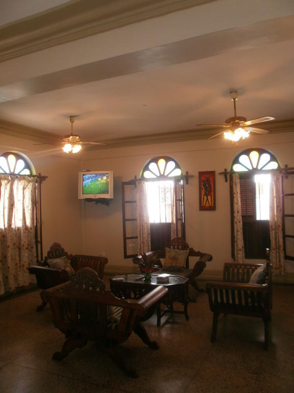 阿斯米尼宫酒店 Zanzibar 外观 照片