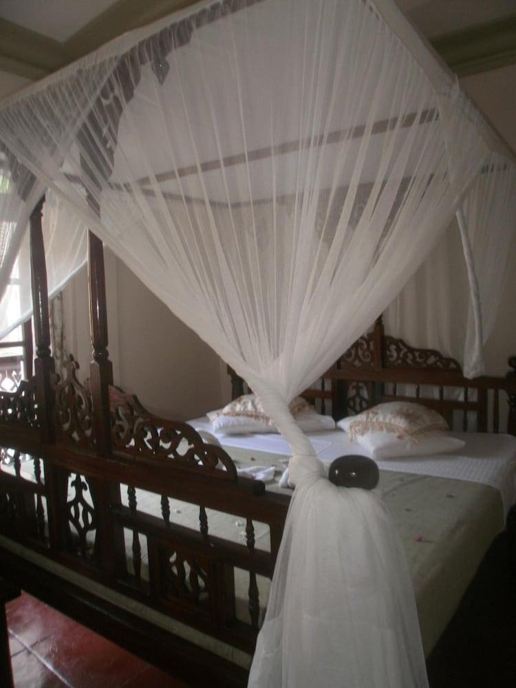 阿斯米尼宫酒店 Zanzibar 外观 照片